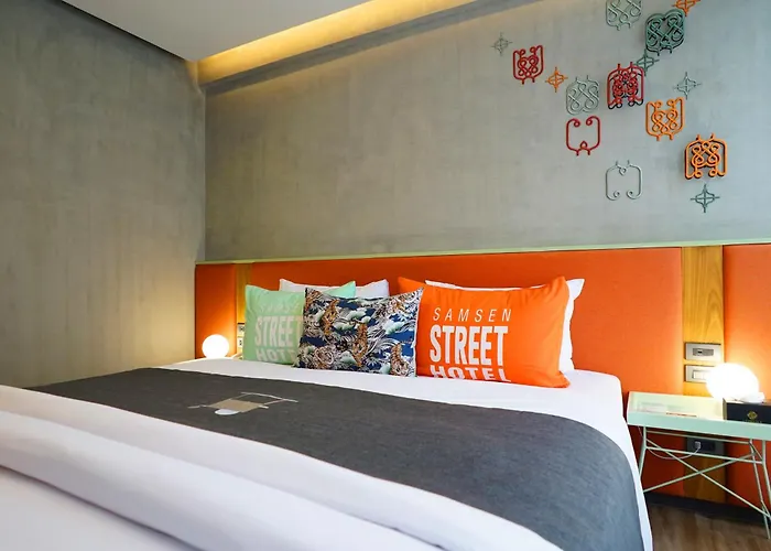 Samsen Street Hotel