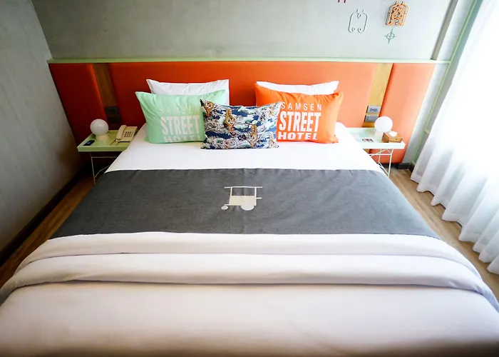 Samsen Street 4* בנגקוק