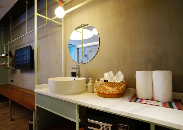 Samsen Street Hotel 4*